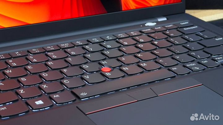 Ноутбук Lenovo ThinkPad X1 Carbon Gen 9