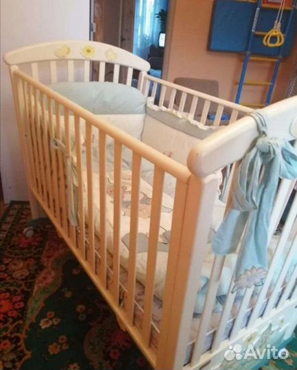 Детская кровать с балдахином на колёсиках, люлька