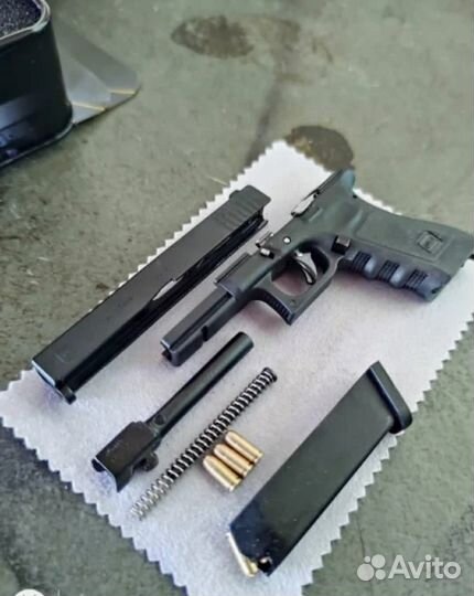 Брелок пистолет