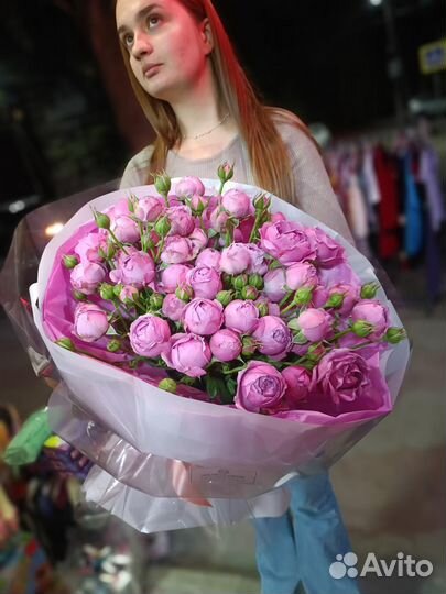 Букет из кустовой розы мисти баблс