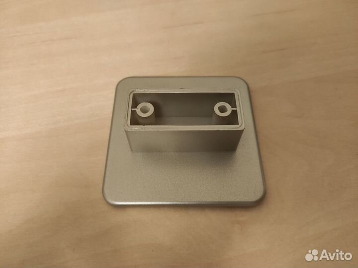 Ручка мебельная квадратная