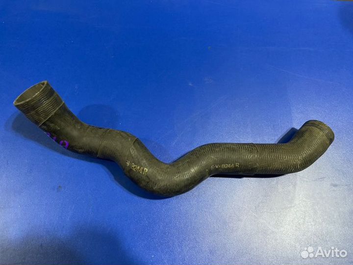 Патрубок радиатора Mercedes-Benz E-Class W210