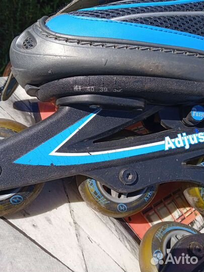 Роликовые коньки