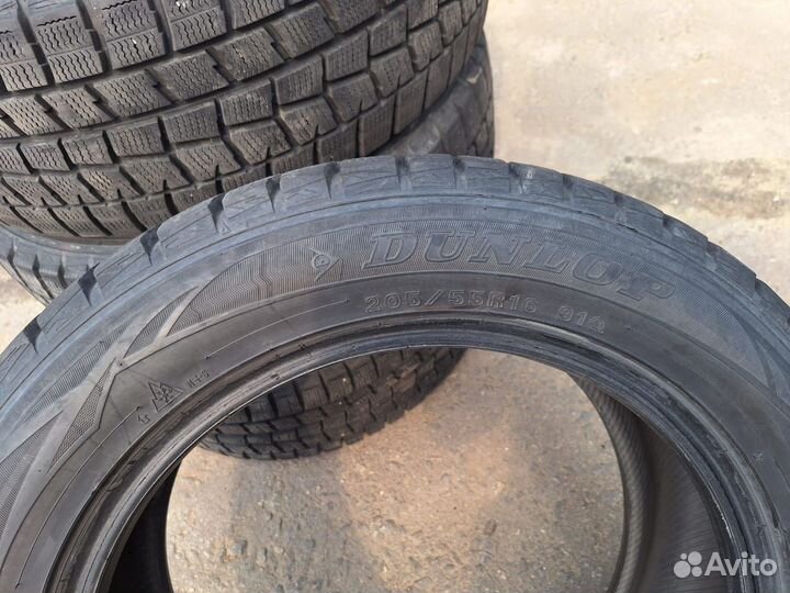 Dunlop Winter Maxx WM01 205/55 R16