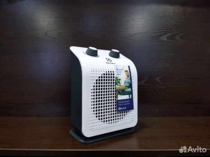 Тепловентилятор Electrolux EFH/S-1120