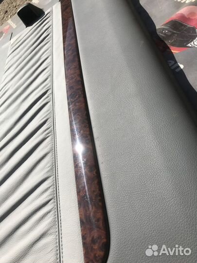 Обшивка сдвижной двери правая w639 Mercedes Benz