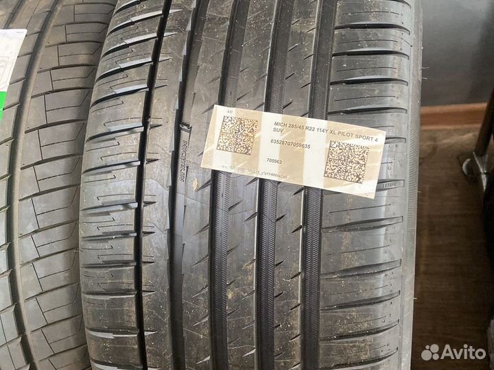 Michelin Pilot Sport 4 SUV 285/45 R22 114Y