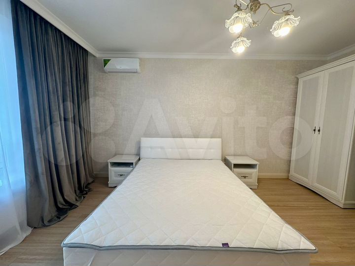 3-к. квартира, 68 м², 3/25 эт.