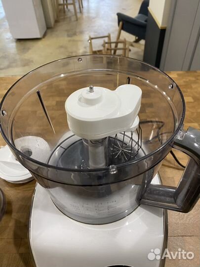 Кухонный комбайн Bosch cncm30