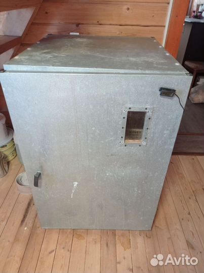 Инкубатор для яиц автоматический бу