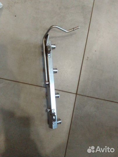 Топливная рампа Bmw 1