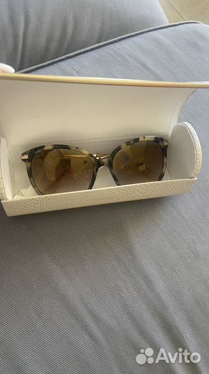 Солнцезащитные очки женские брендовые