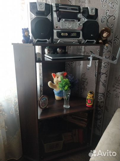 Тумба угловая