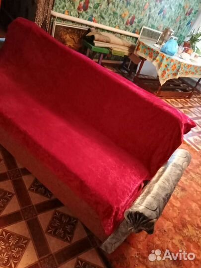 2 дивана б.у.оба. 1+1. 2 тыс+ 5 тыс