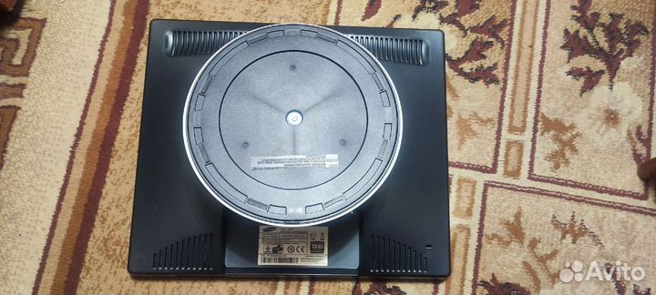 Монитор Samsung