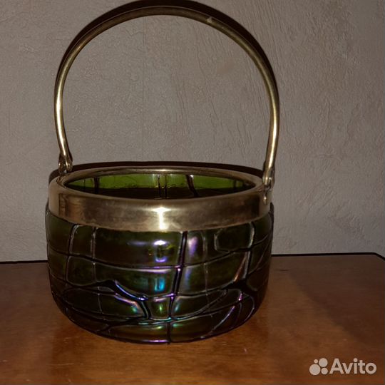 Антикварная вазочка