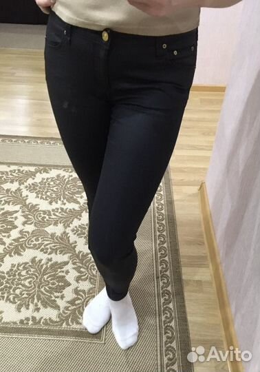 Джинсы Zara