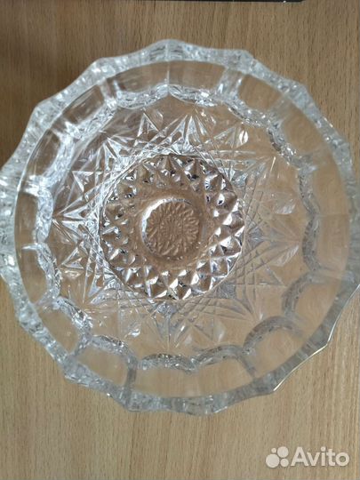 Ваза хрустальная
