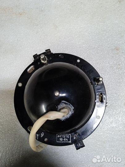 Горшок фары Волги газ 21,24,2410