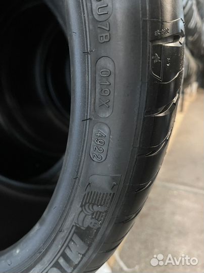 Michelin Pilot Sport 4 S 275/30 R20