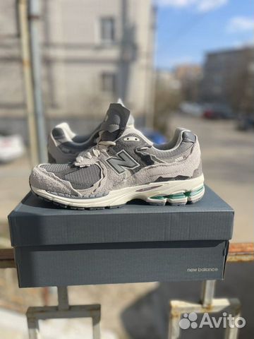 Кроссовки New Balance 2002r