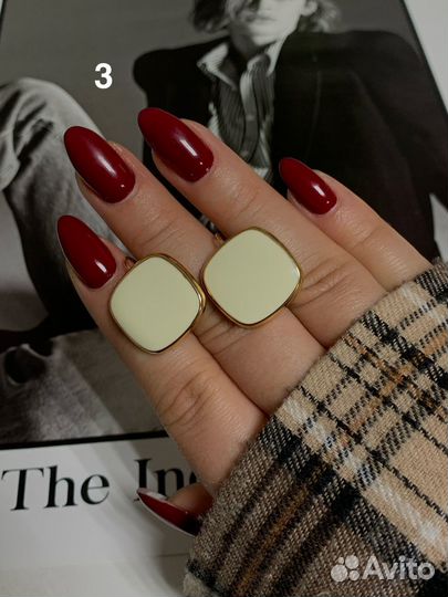 Сережки женские