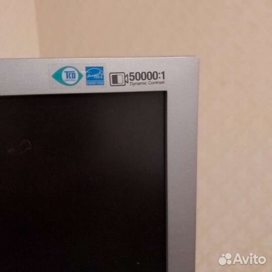 Монитор samsung