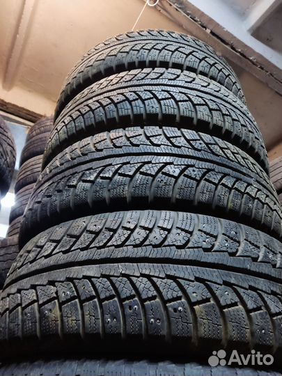 Gislaved Nord Frost 5 235/65 R17