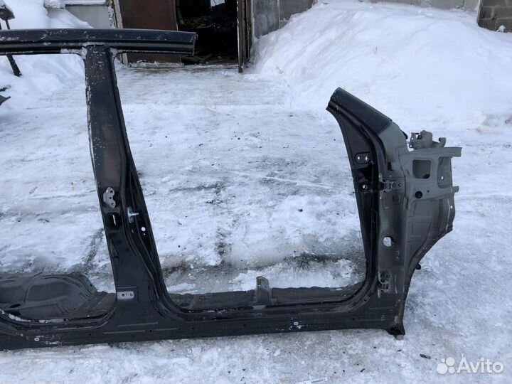 Боковина кузова правая Lexus GX II Рестайлинг 2
