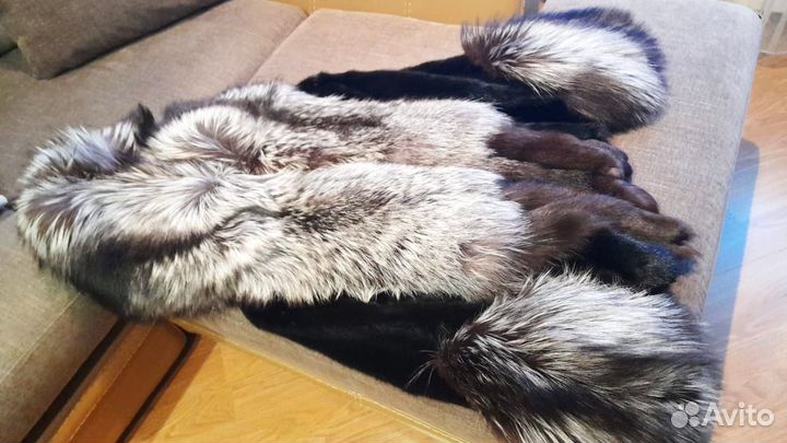 Шубка норковая короткая с капюшоном