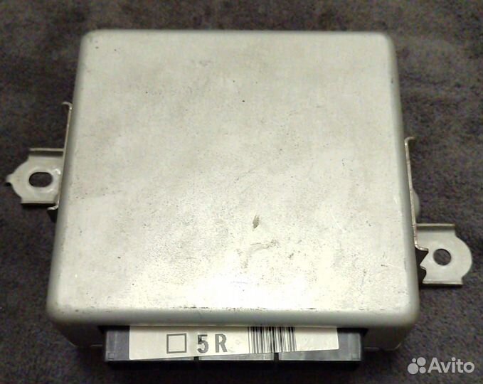 Блок управ подв toyota RX 300/330/350/400H 03-09