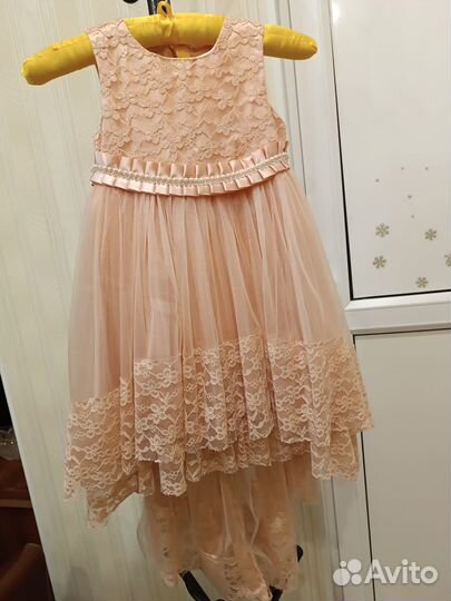 Платье для девочки кружевное