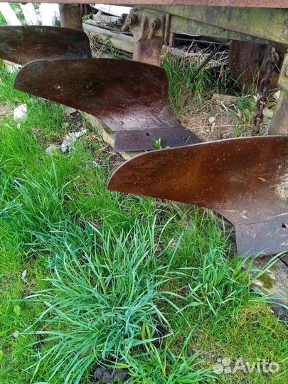 Плуг ЛесАгроМаш ПЛН-3-35, 2011