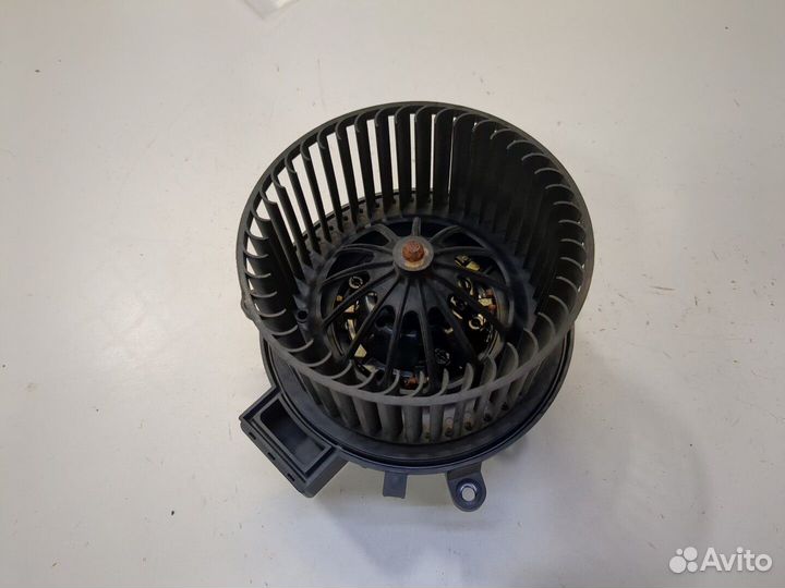 Двигатель отопителя Jeep Commander, 2006