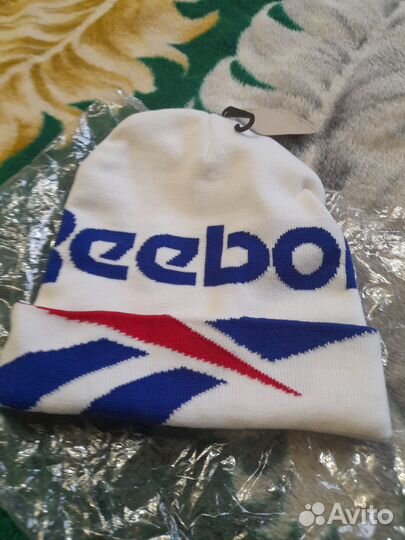 Шапка спортивная