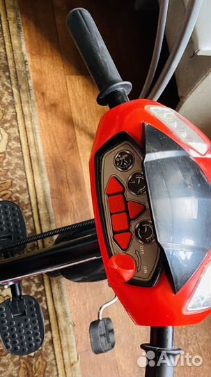 Трехколесный велосипед Lexus Trike