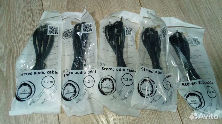 Кабель 3,5 Jack - 3,5 Jack 1.2м