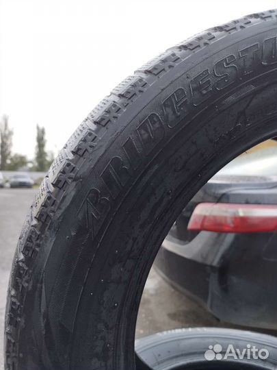 Bridgestone Blizzak Revo GZ 215/60 R17