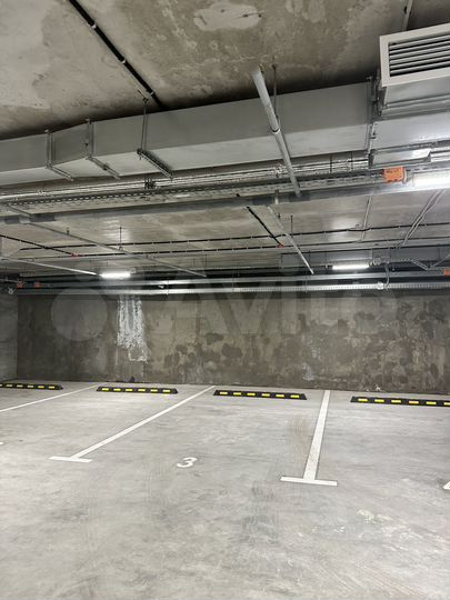 Машиноместо, 13 м²