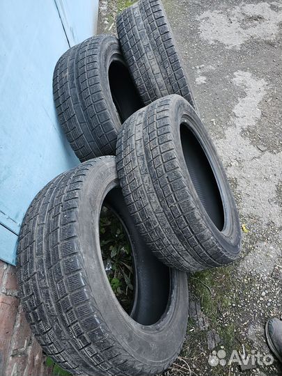 Yokohama Ice Guard IG30 225/55 R18