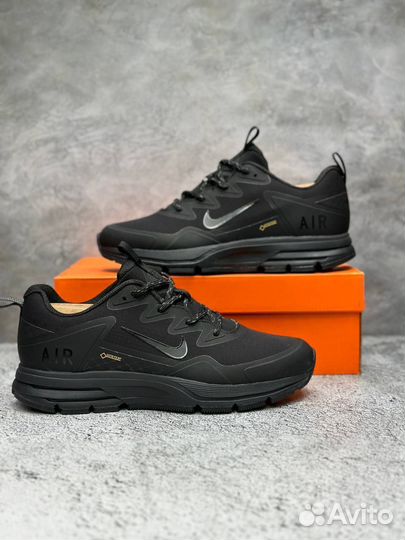 Кроссовки Nike зимние