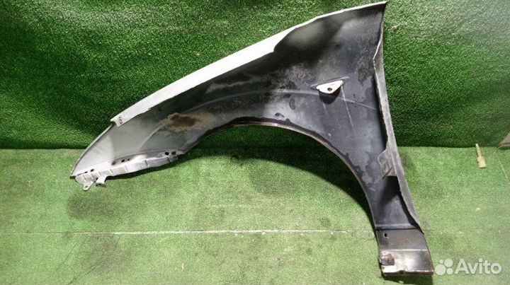 Крыло переднее правое Ford Focus Split Port MK1