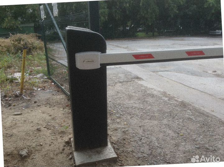 Установка шлагбаума