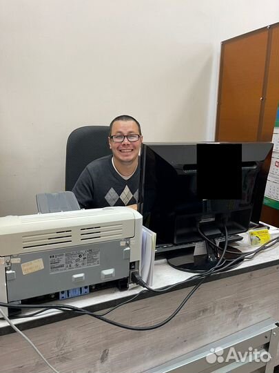 Менеджер по продажам теплиц