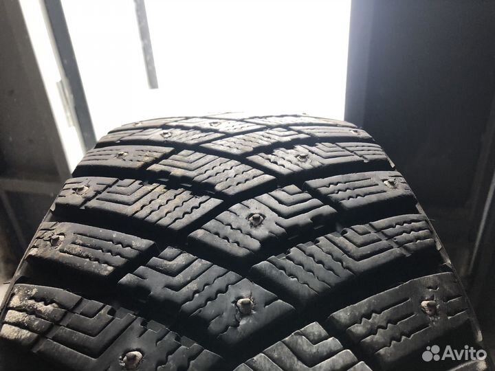 Goodyear Ultragrip Ice Arctic 215/55 R17 98T