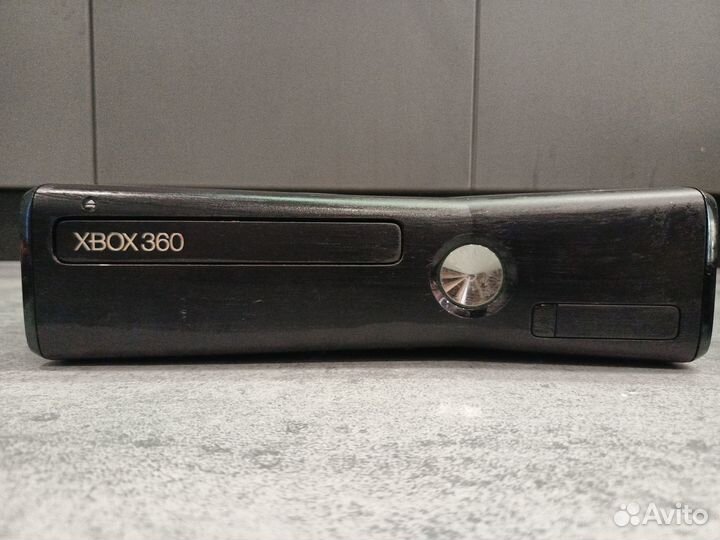 Xbox 360, с жёстким диском на 500 гигов