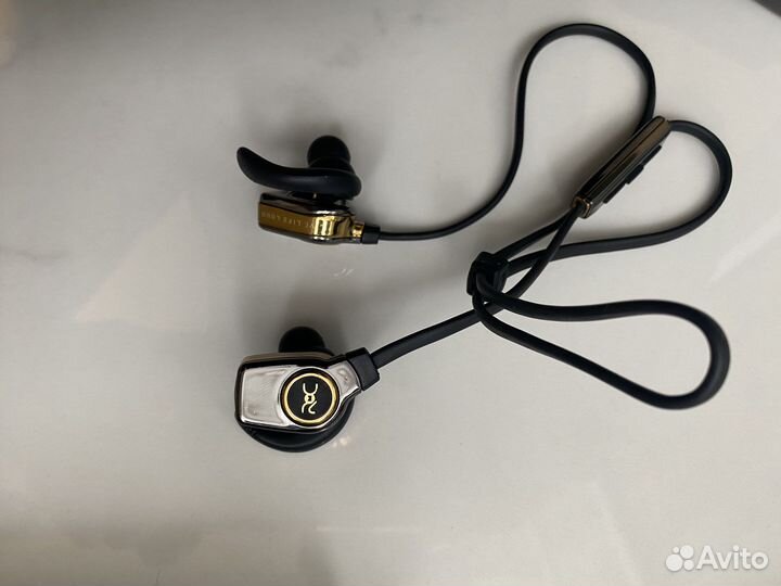 Беспроводные наушники Monster ROC Sport SuperSlim