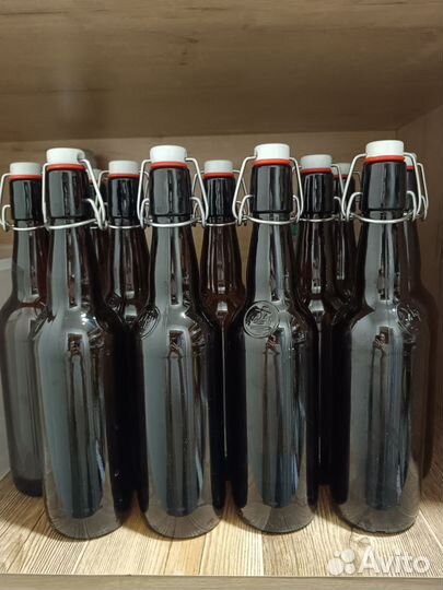 Бутылка стеклянная 0.5 с крышкой