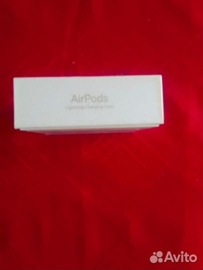 Коробка от AirPods
