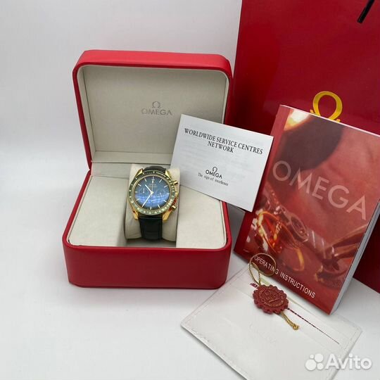 Часы кварцевые Omega